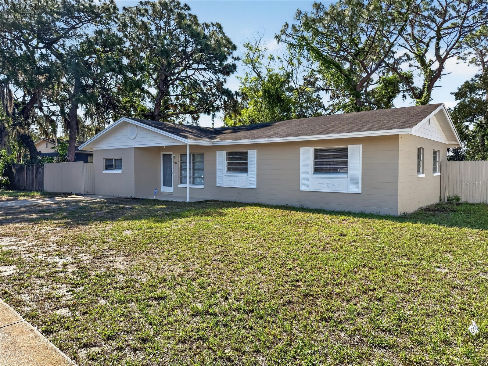 5020 Londonderry Boulevard Orlando FL 32808 O6407494 image2