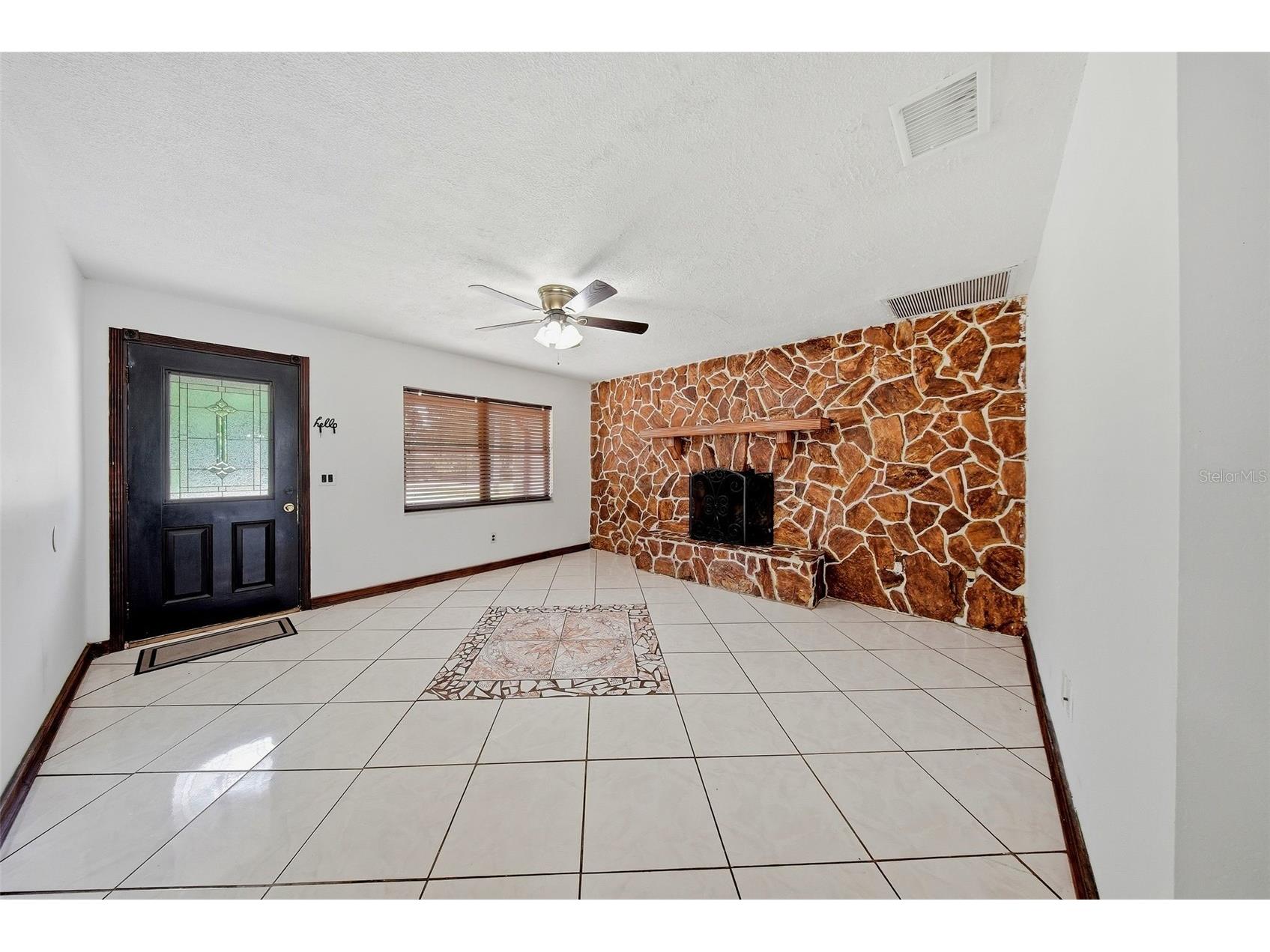 5020 Pine Street Seffner FL 33584 L4962127 image6