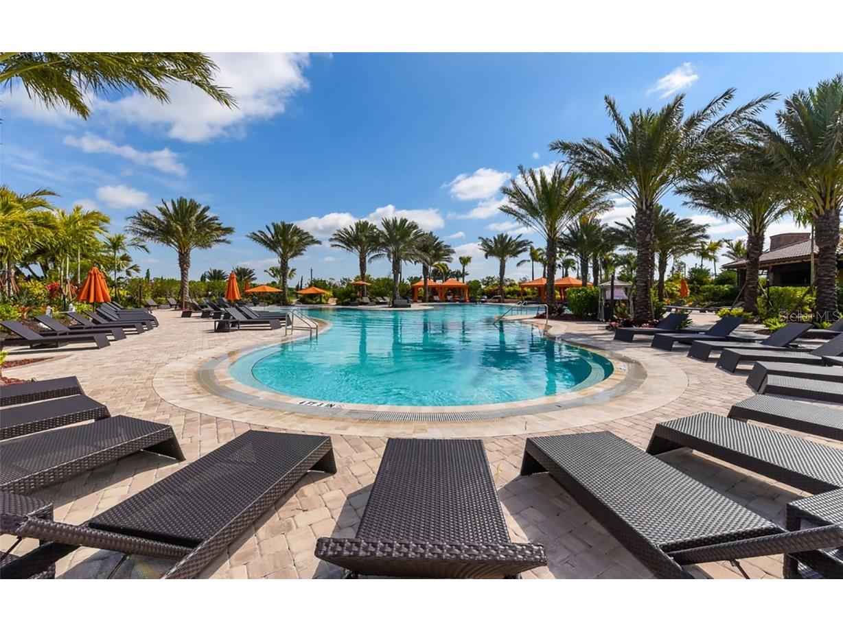 5020 Savona Run Lakewood Ranch FL 34211 A4672556 image43