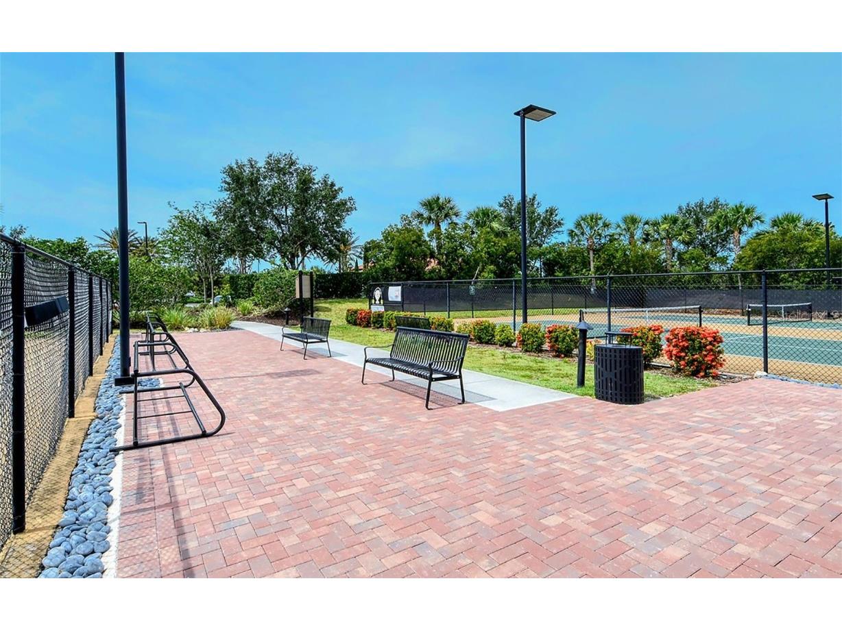 5020 Savona Run Lakewood Ranch FL 34211 A4672556 image58