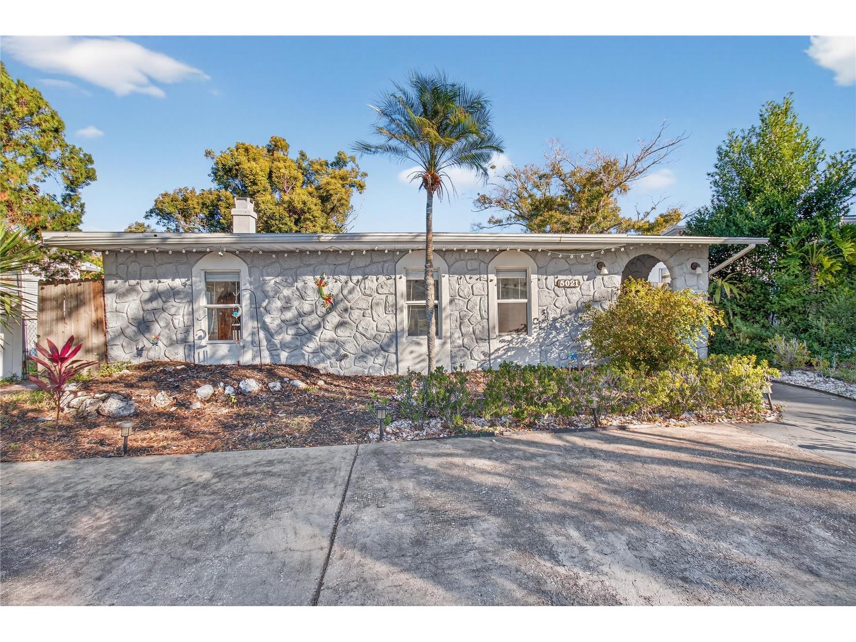5021 37th Avenue N Saint Petersburg FL 33710 TB8464830 image1