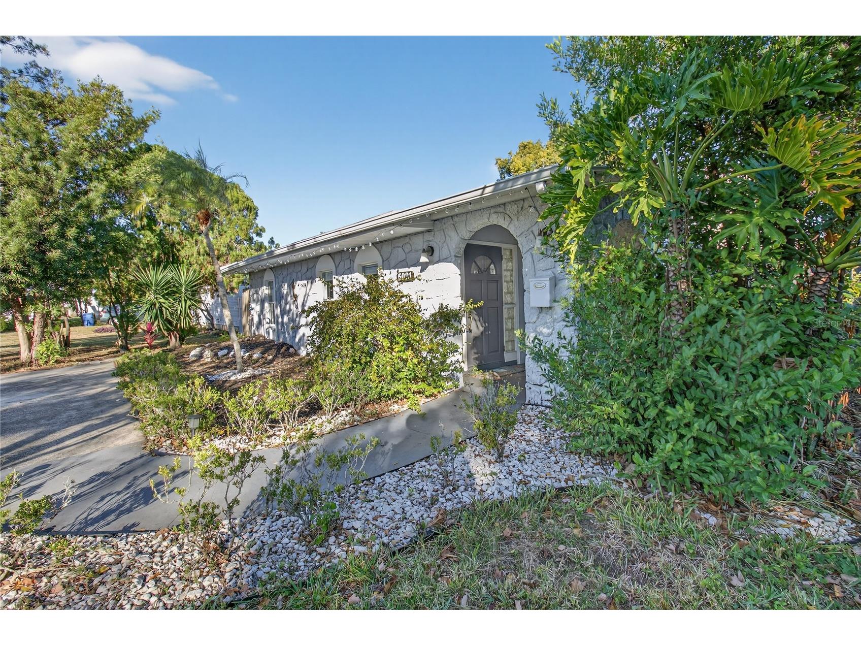 5021 37th Avenue N Saint Petersburg FL 33710 TB8464830 image2