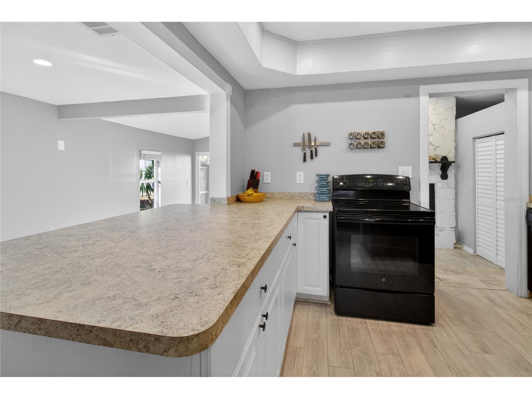 5021 37th Avenue N Saint Petersburg FL 33710 TB8464830 image8