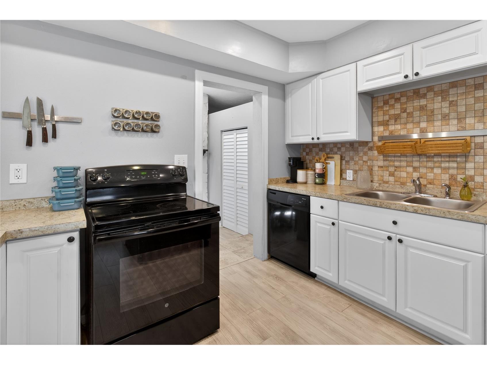 5021 37th Avenue N Saint Petersburg FL 33710 TB8464830 image9