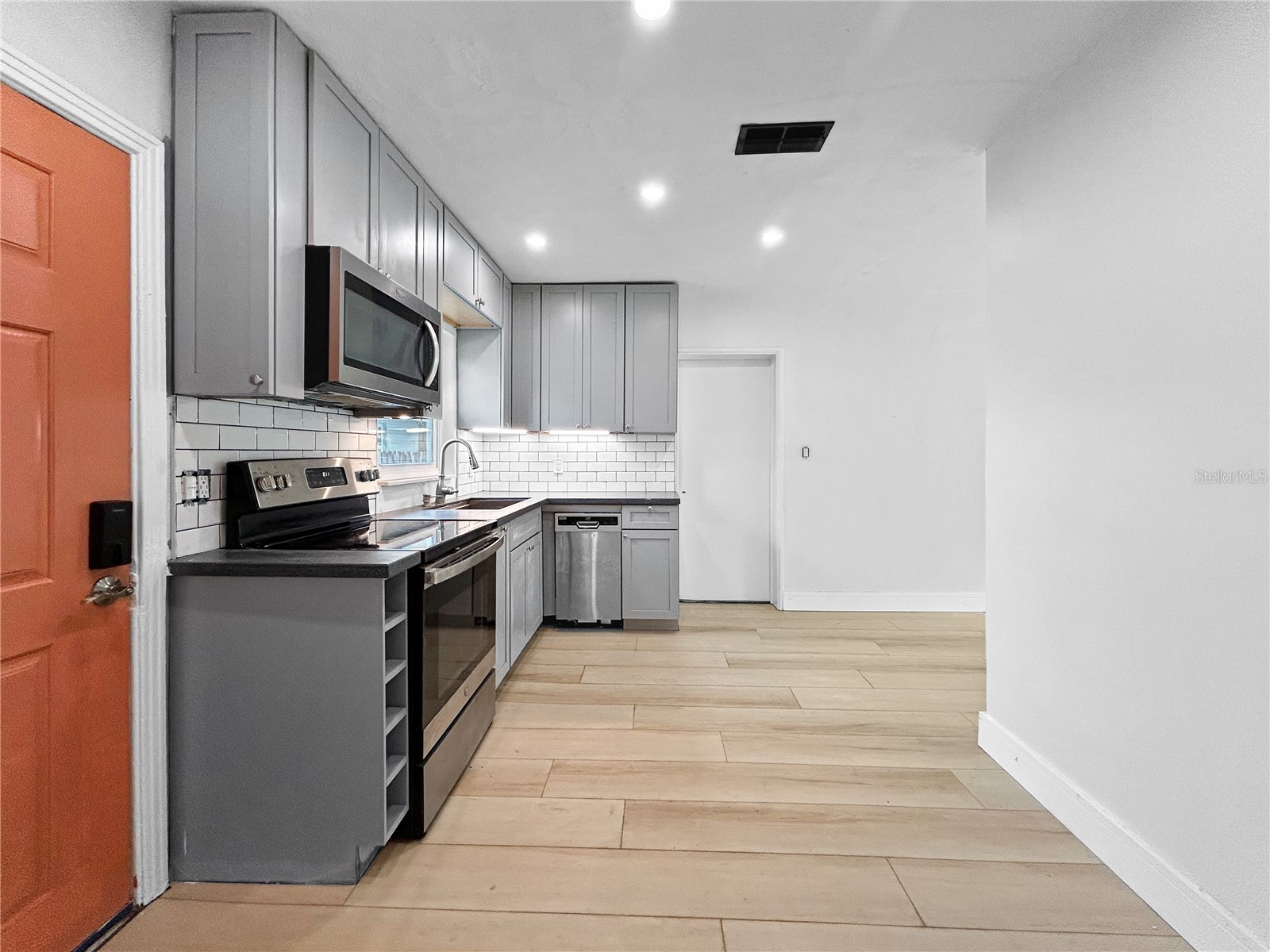 5021 9th Avenue S Gulfport FL 33707 TB8510700 image2