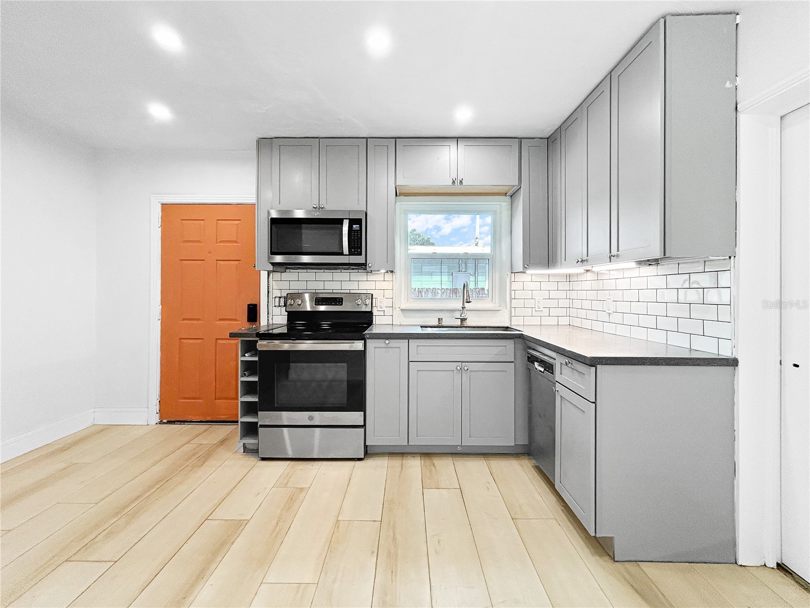 5021 9th Avenue S Gulfport FL 33707 TB8510700 image3