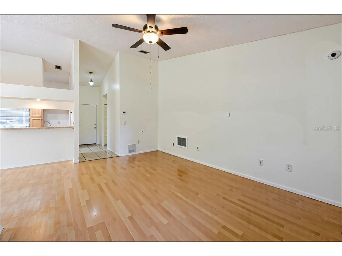 5021 Barrington Circle #302 Sarasota FL 34234 A4663516 image10