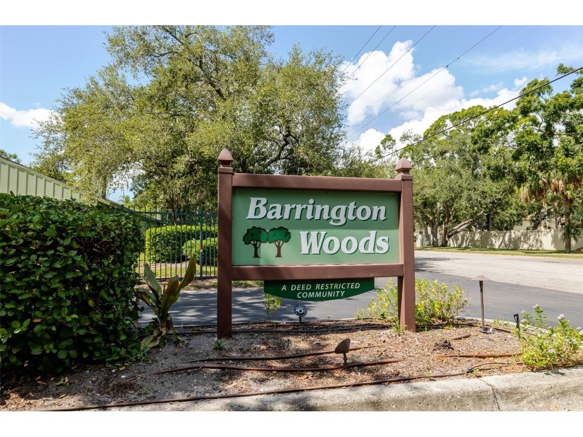 5021 Barrington Circle #302 Sarasota FL 34234 A4663516 image2