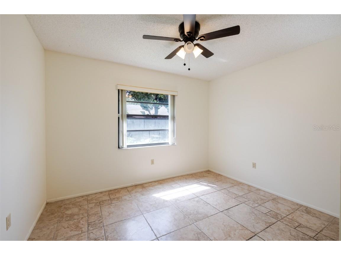 5021 Barrington Circle #302 Sarasota FL 34234 A4663516 image27
