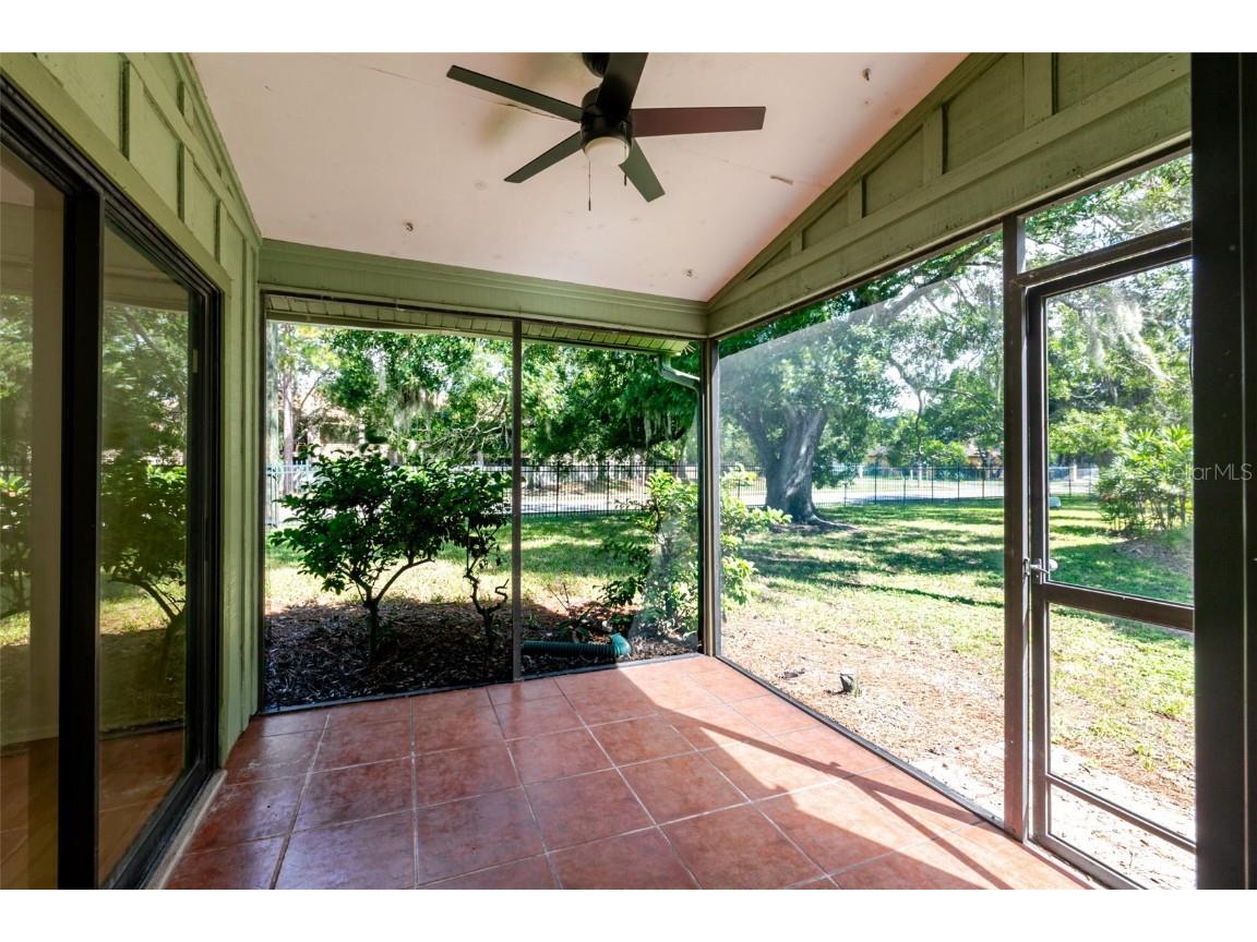 5021 Barrington Circle #302 Sarasota FL 34234 A4663516 image33