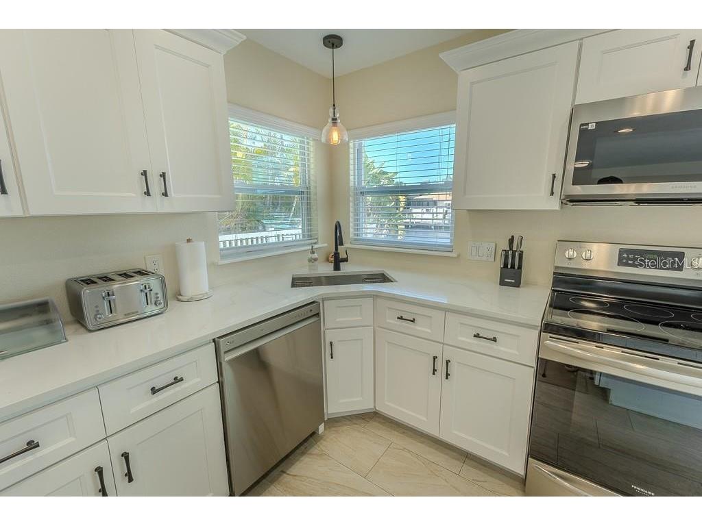 5021 Porpoise Place New Port Richey FL 34652 - GULF OF AMERICA TB8463537 image30