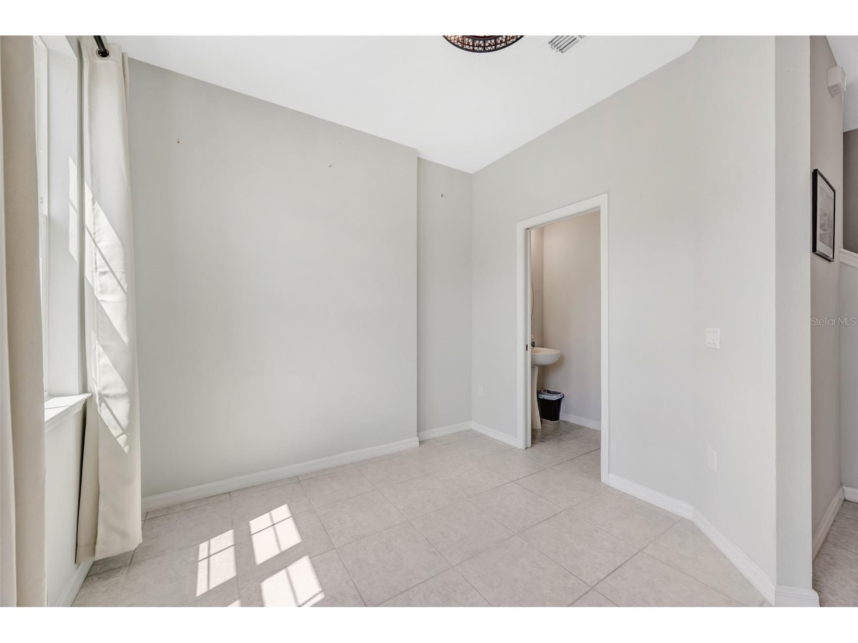 5022 Avalon Park Boulevard Wesley Chapel FL 33545 TB8523092 image22