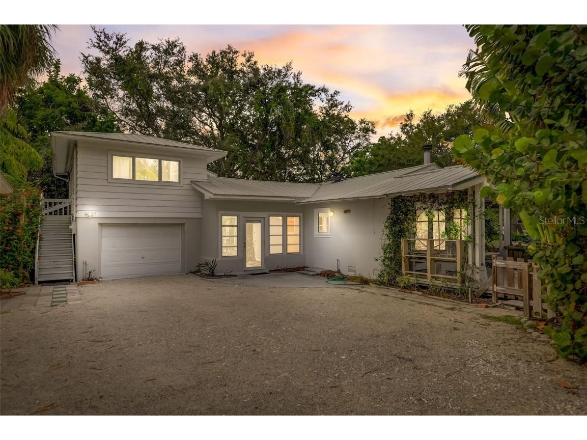 5022 Sun Circle Sarasota FL 34234 A4566047 image1