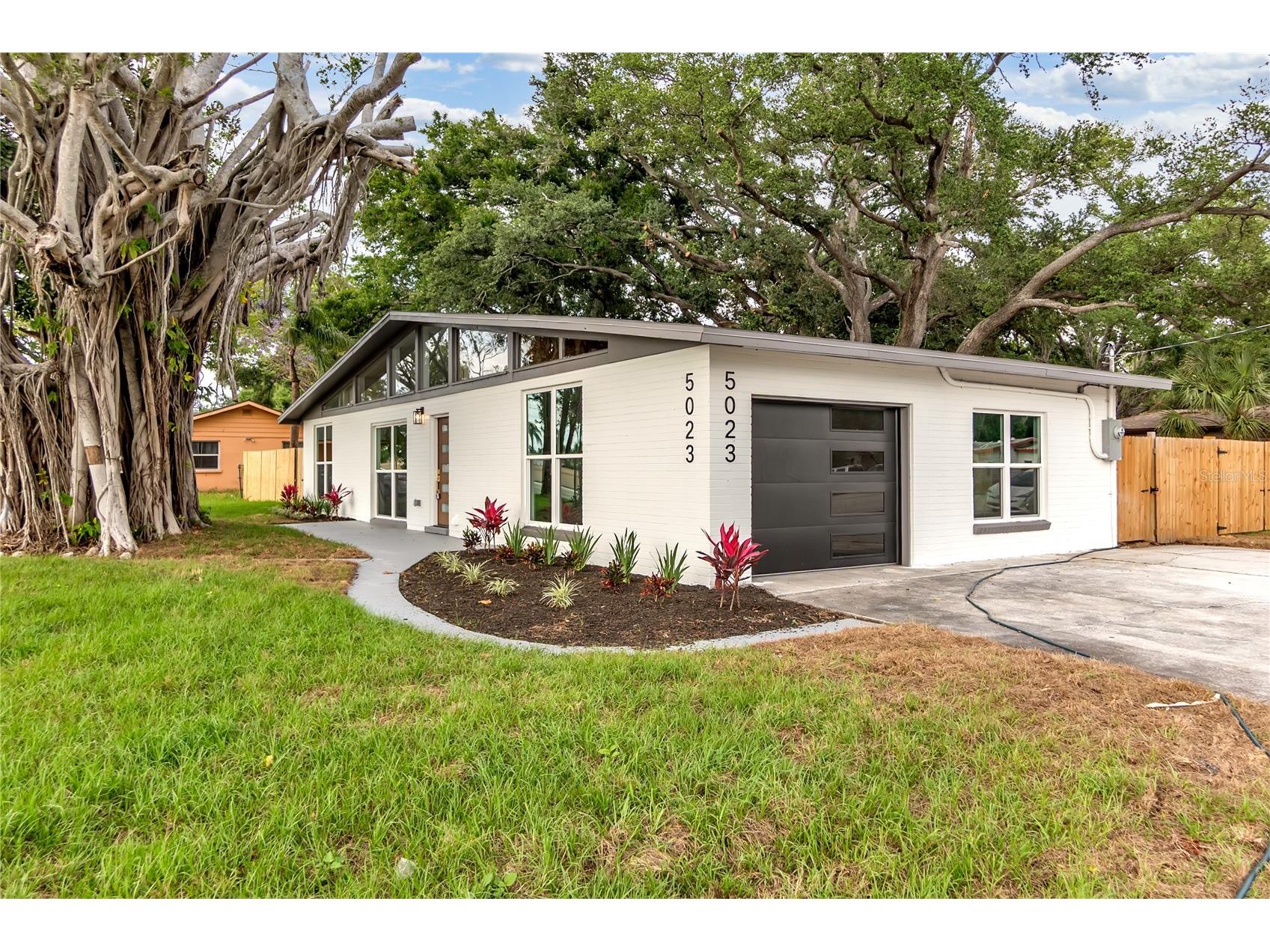 5023 9th Street E Bradenton FL 34203 TB8504141 image2