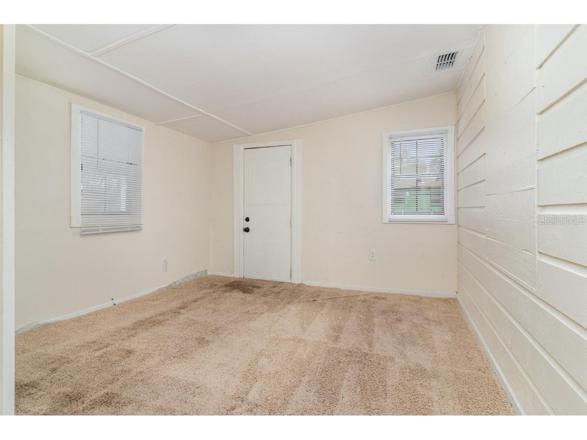 5023 College Drive Orlando FL 32811 O6358458 image10