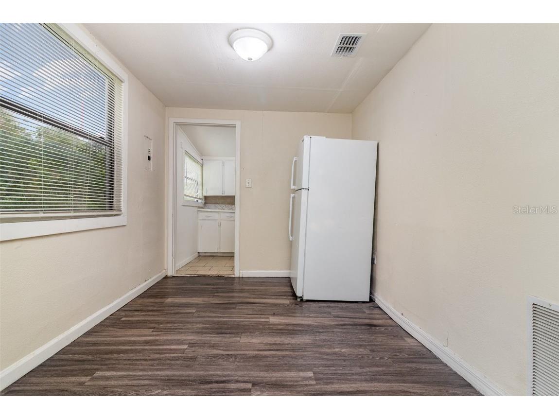 5023 College Drive Orlando FL 32811 O6358458 image5