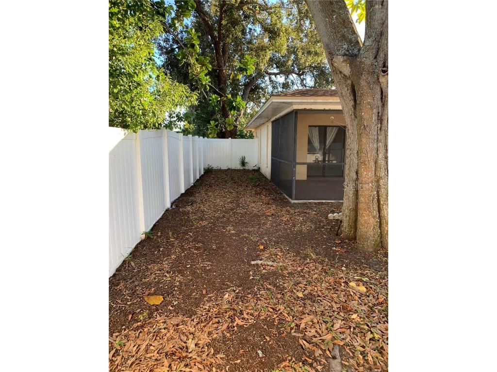 5023 Ithaca Lane Sarasota FL 34243 R4910156 image24