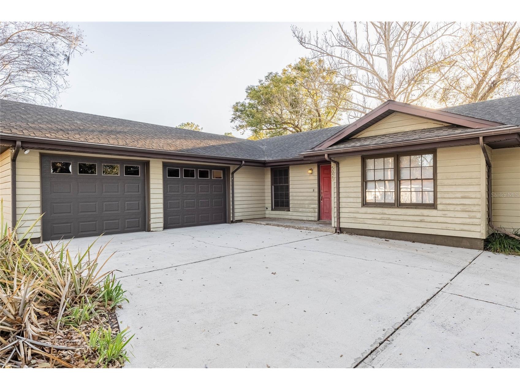 5023 Kingswood Drive Lakeland FL 33813 L4959785 image1