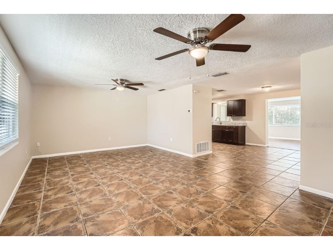 5023 Thames Drive New Port Richey FL 34652 O6260862 image2