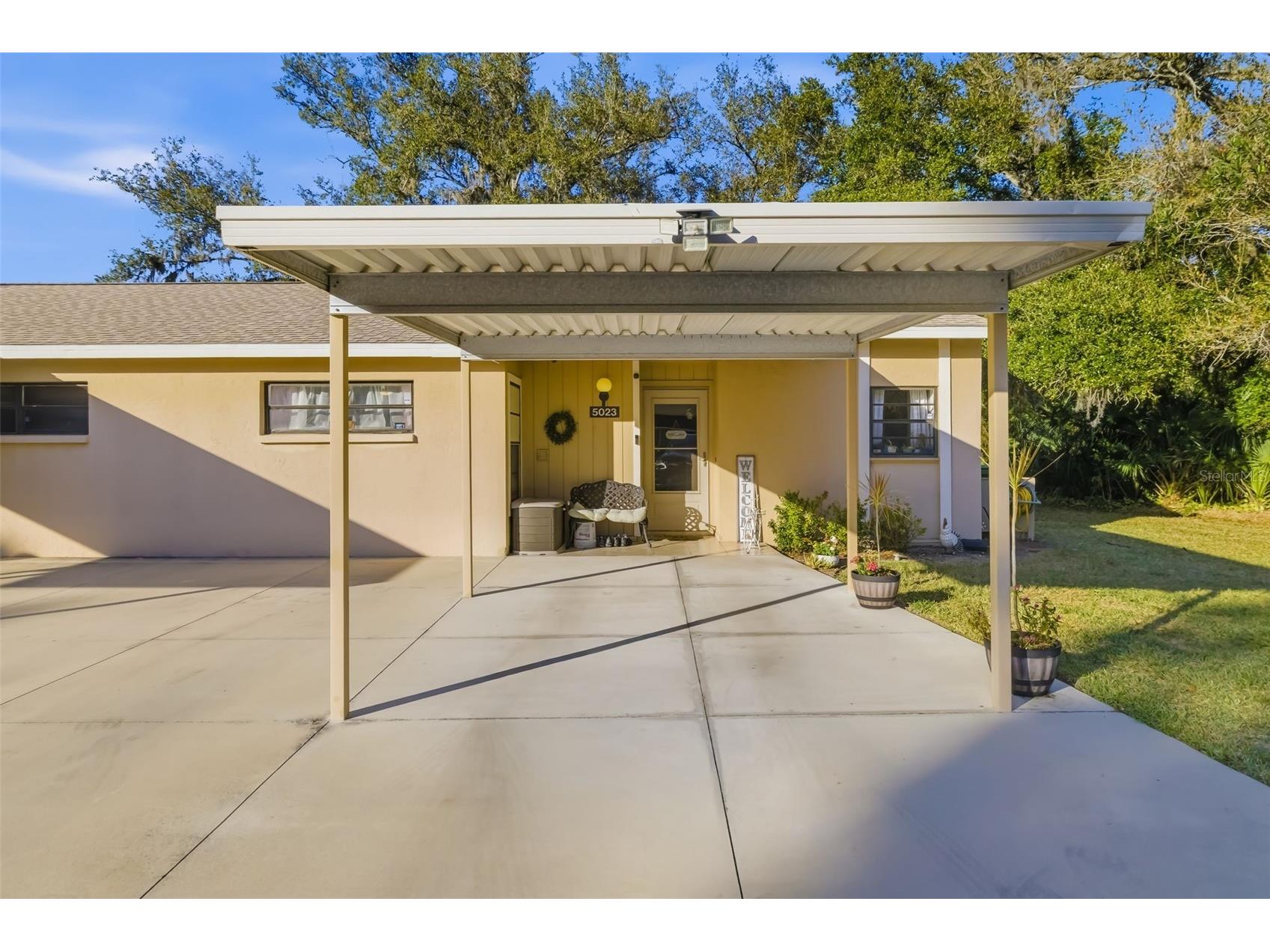 5023 Village Gardens Drive #29 Sarasota FL 34234 A4686540 image1