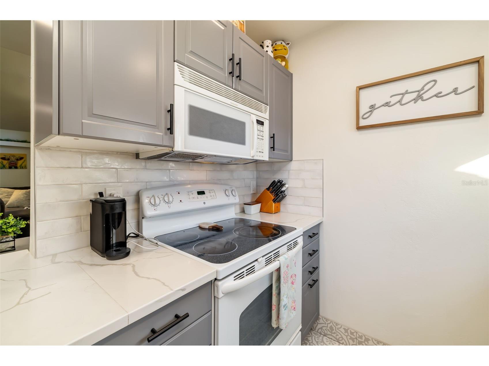 5023 Village Gardens Drive #29 Sarasota FL 34234 A4686540 image11
