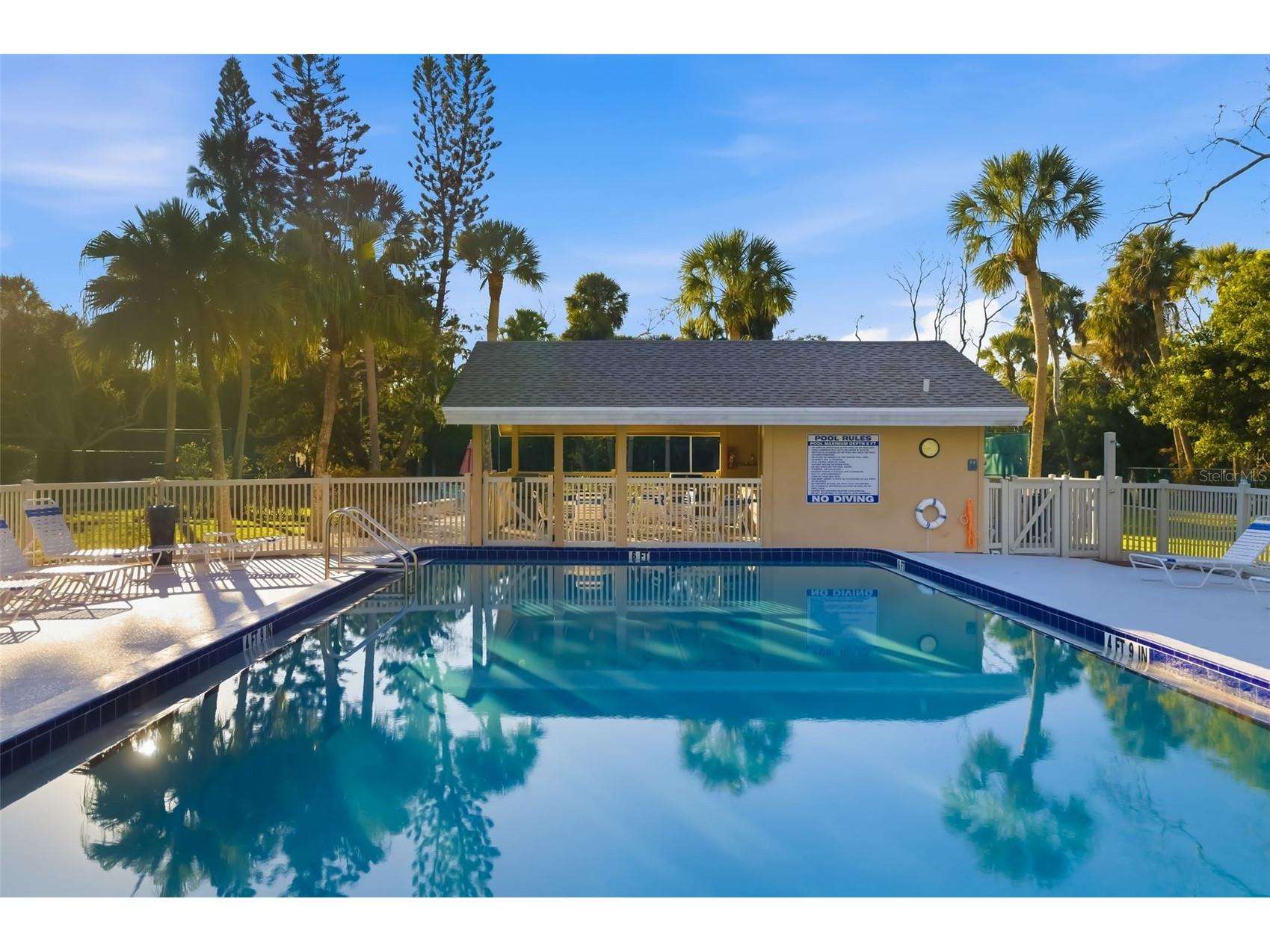 5023 Village Gardens Drive #29 Sarasota FL 34234 A4686540 image49