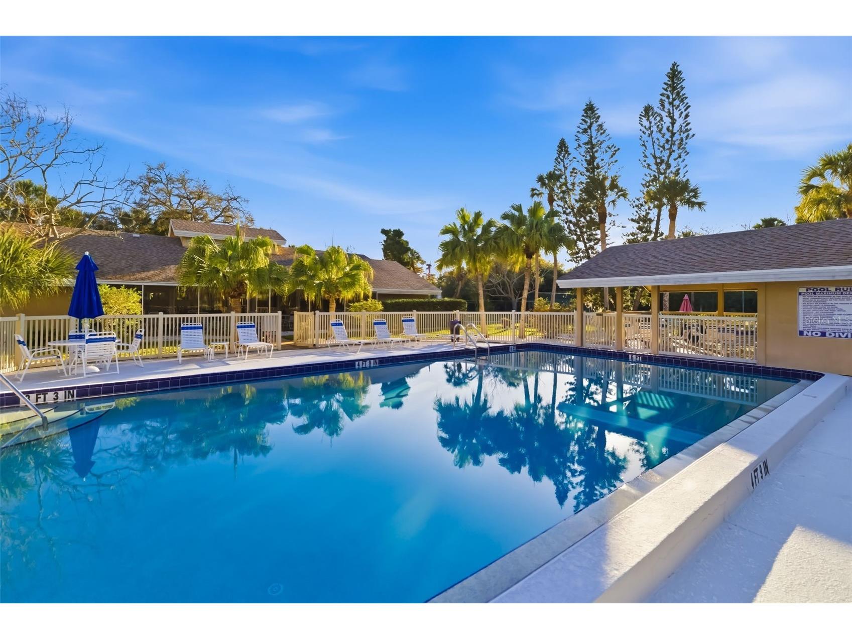 5023 Village Gardens Drive #29 Sarasota FL 34234 A4686540 image50