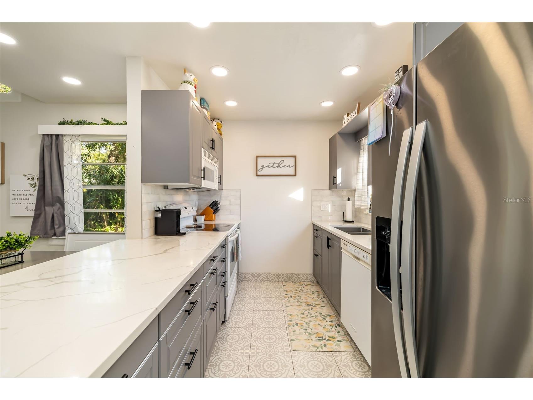 5023 Village Gardens Drive #29 Sarasota FL 34234 A4686540 image9