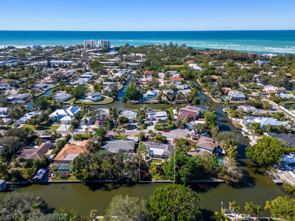 5023 Windward Avenue Sarasota FL 34242 A4556325 image1
