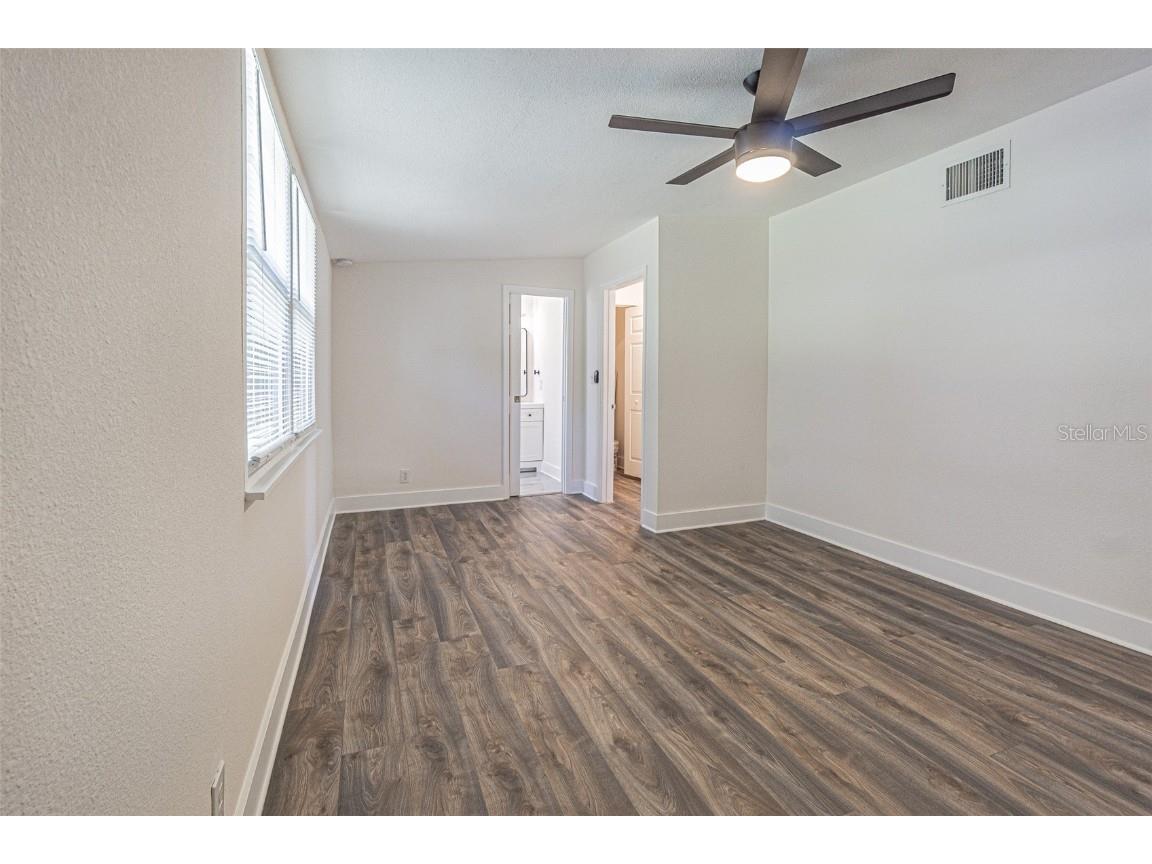 5024 19th Street N Saint Petersburg FL 33714 TB8448538 image16