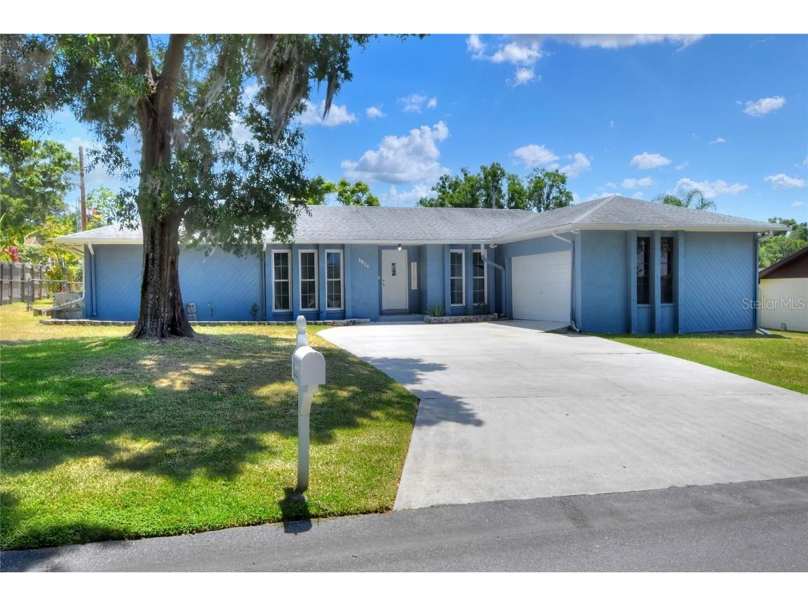 5024 Fairfax W Lakeland FL 33813 L4944555 image1