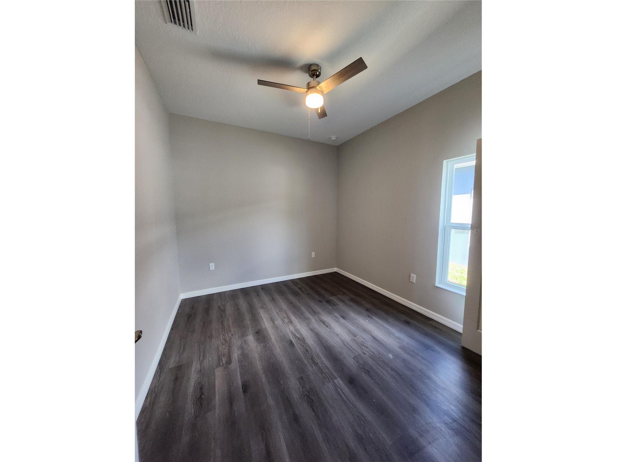 5024 Finders Court Tampa FL 33617 TB8516846 image11