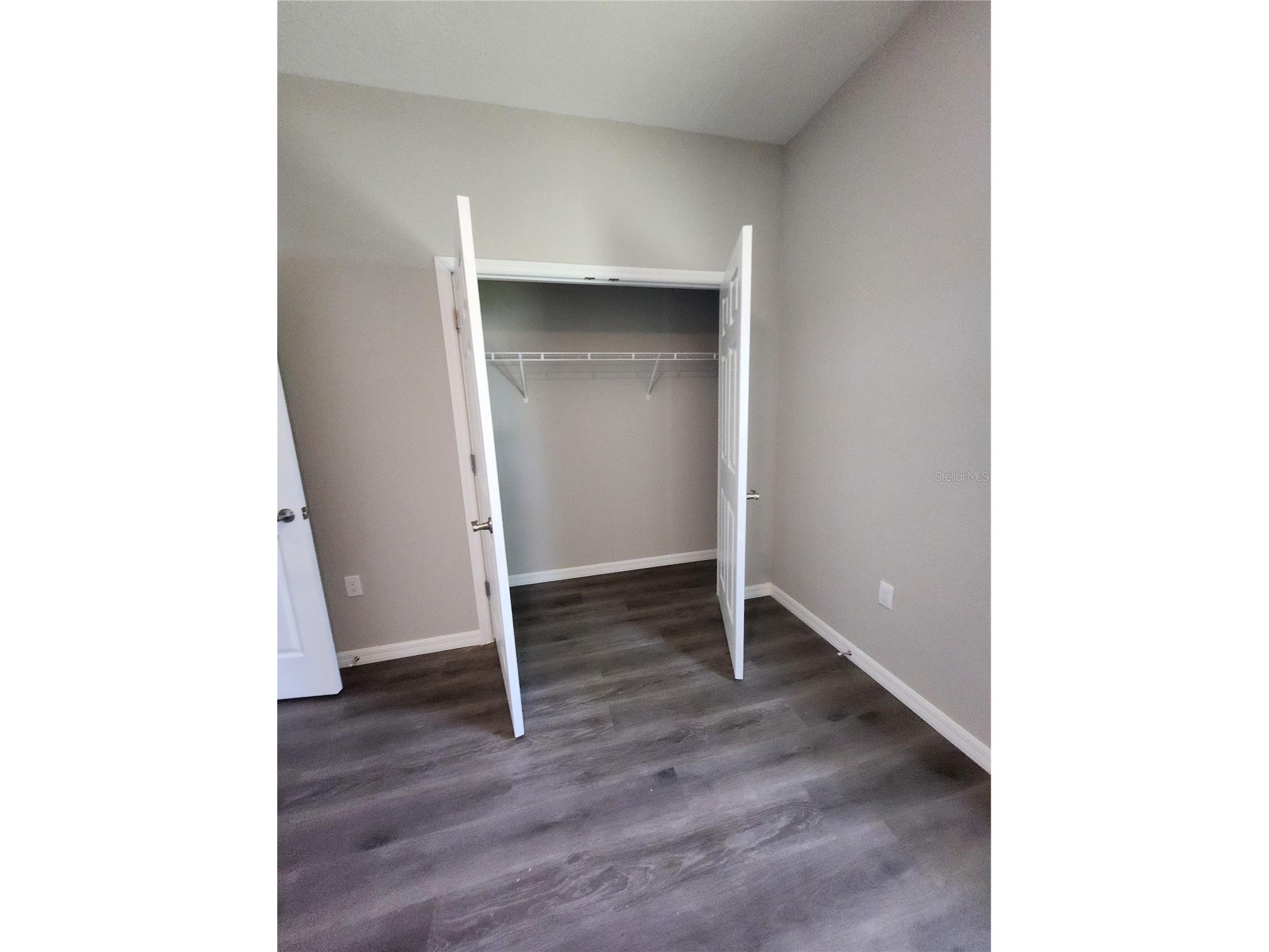 5024 Finders Court Tampa FL 33617 TB8516846 image7