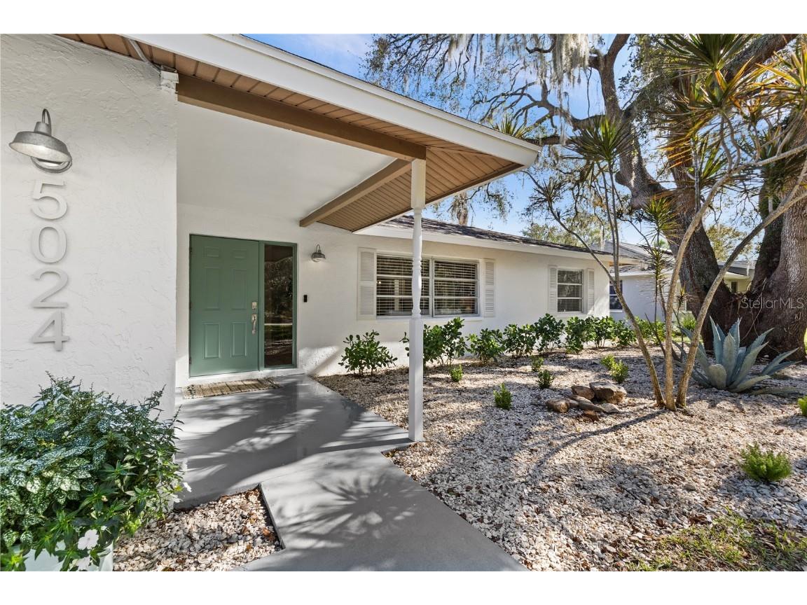 5024 Mink Road Sarasota FL 34235 T3492889 image1