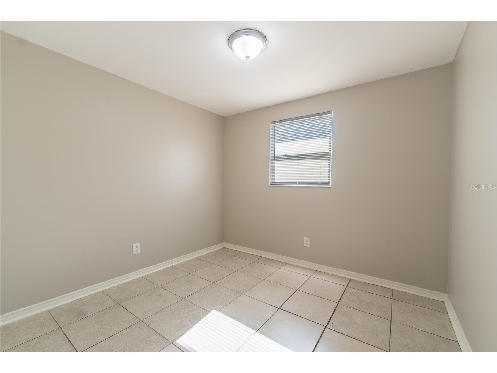 5024 S 85th Street Tampa FL 33619 TB8496241 image10