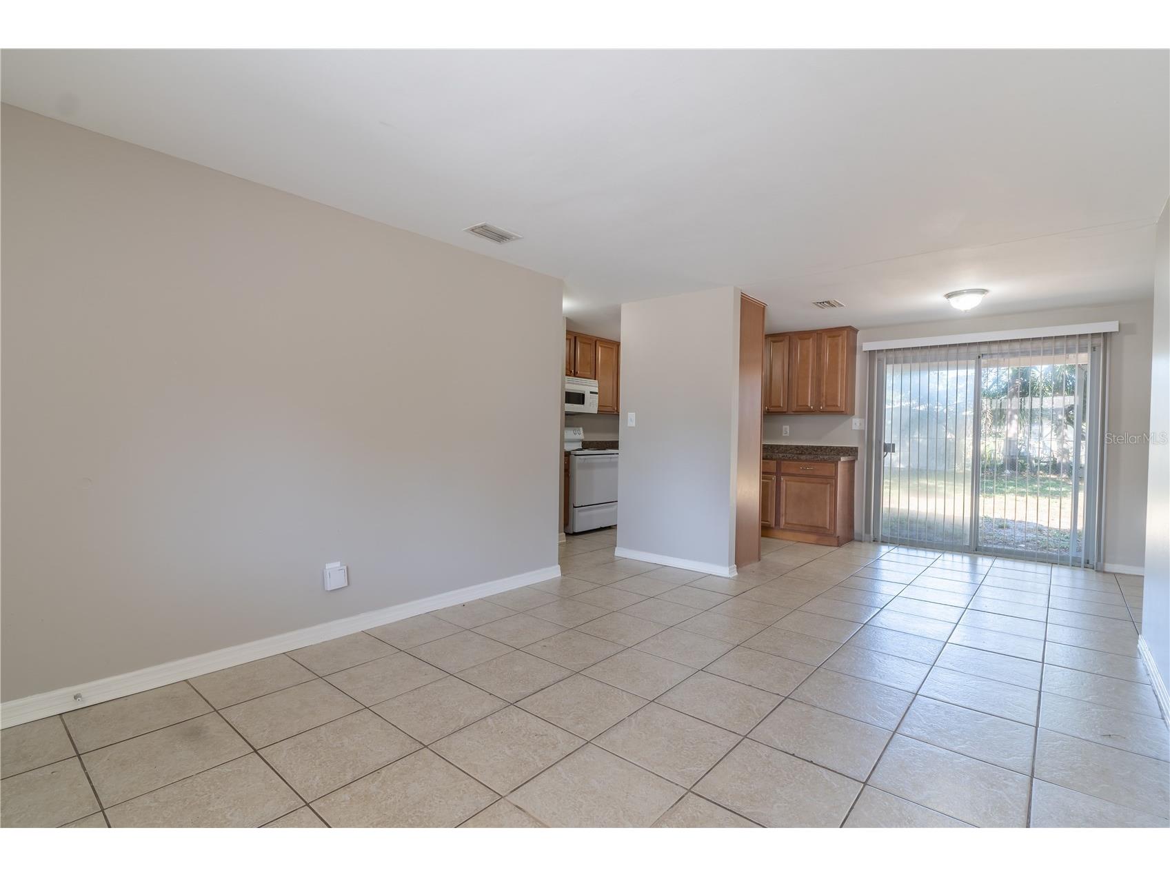 5024 S 85th Street Tampa FL 33619 TB8496241 image6
