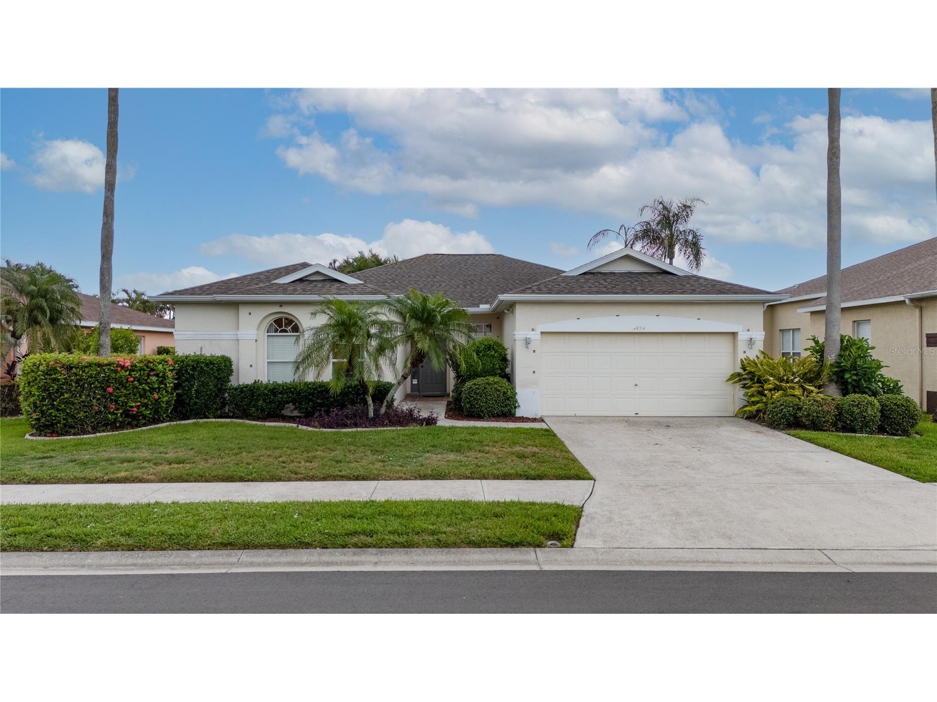 5024 Sturbridge Court Sarasota FL 34238 A4700047 image2