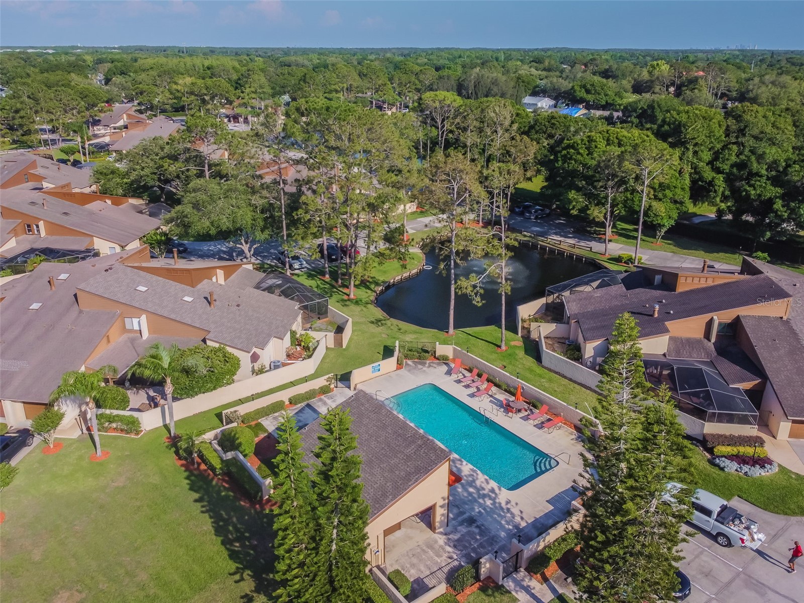 5024 Umber Way S Tampa FL 33624 TB8491055 image40