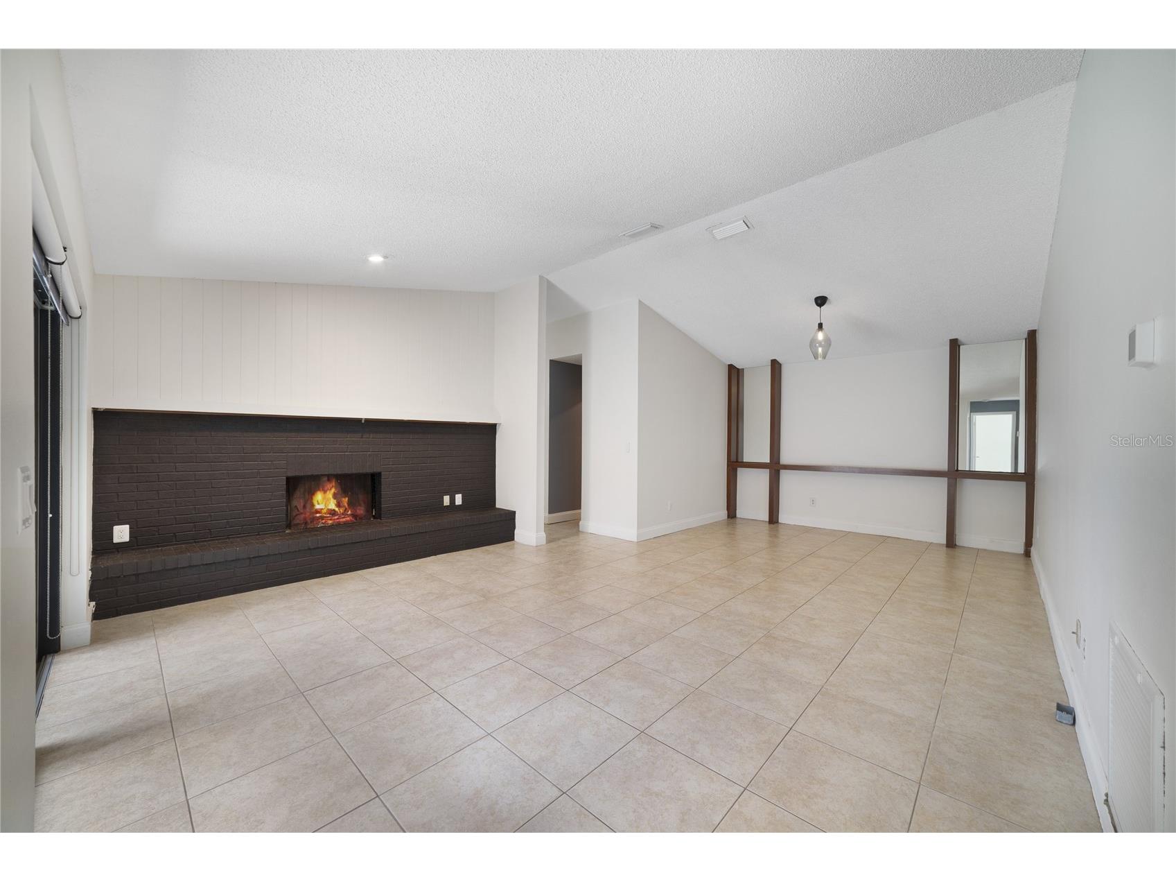 5025 Bermuda Circle #5025 Orlando FL 32808 S5152997 image4