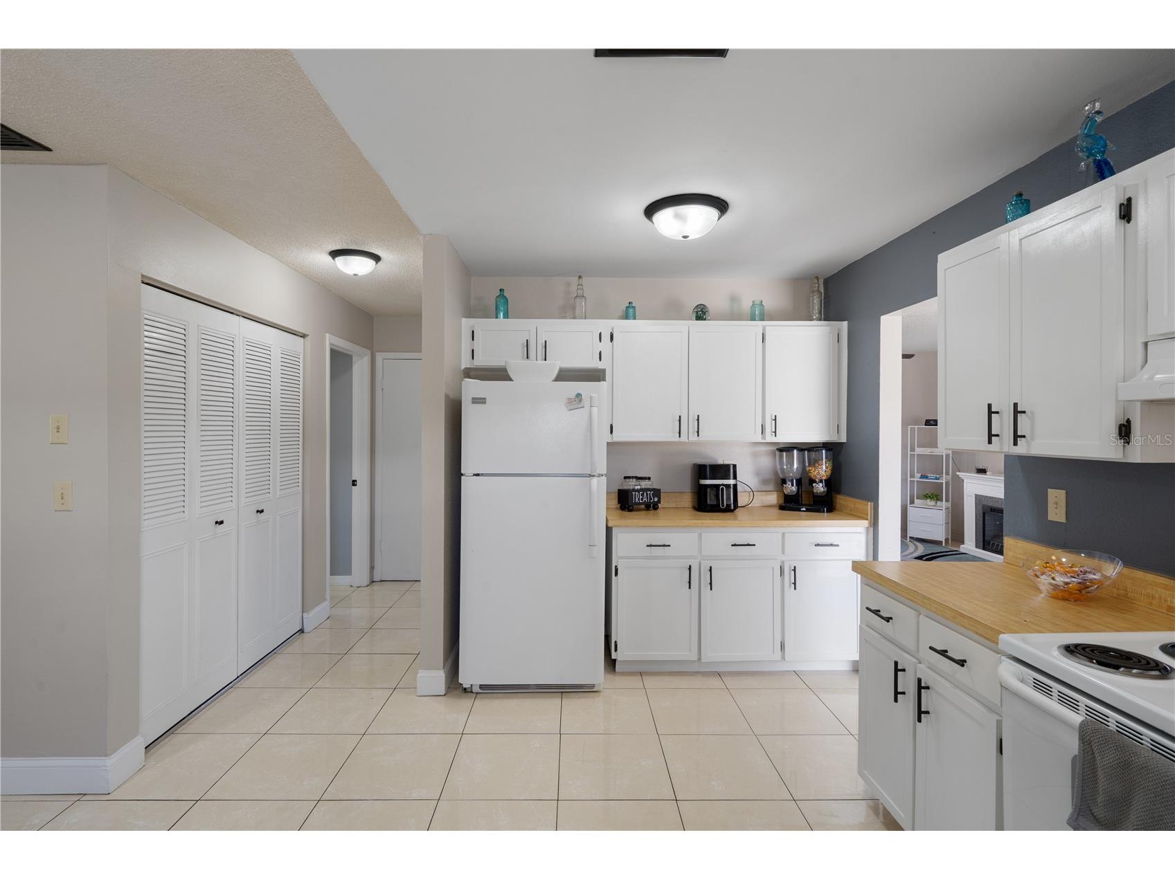 5025 Bromley Avenue Spring Hill FL 34609 W7885719 image16