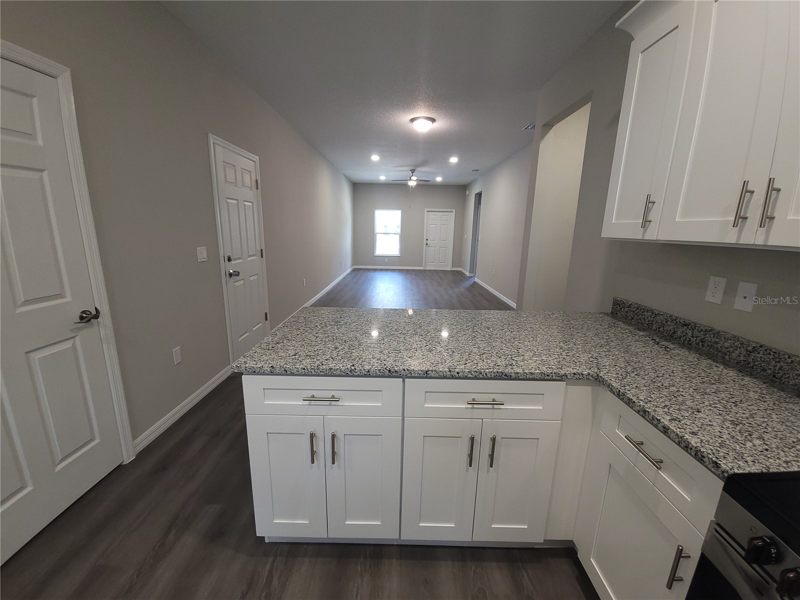 5025 Finders Court Tampa FL 33617 TB8517591 image5