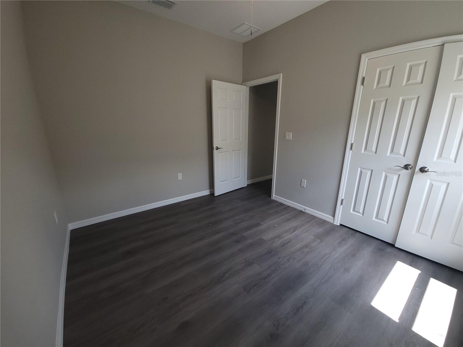 5025 Finders Court Tampa FL 33617 TB8517591 image8