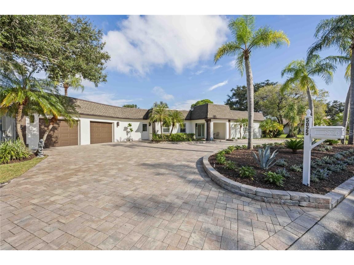 5025 Marsh Field Road Sarasota FL 34235 A4667464 image1