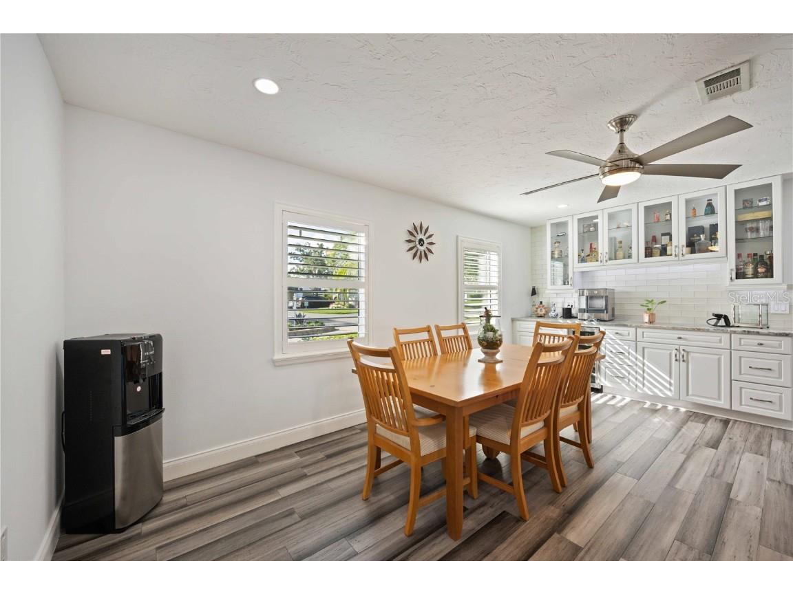 5025 Marsh Field Road Sarasota FL 34235 A4667464 image10