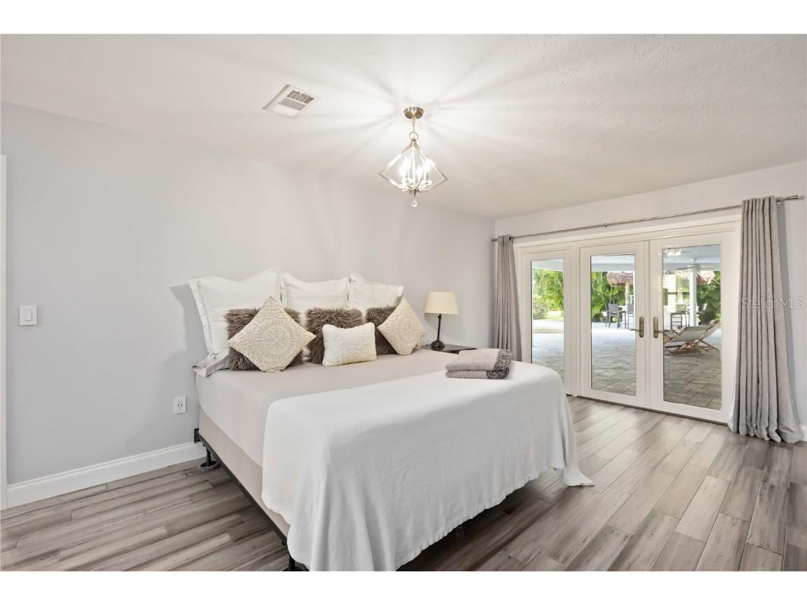 5025 Marsh Field Road Sarasota FL 34235 A4667464 image22