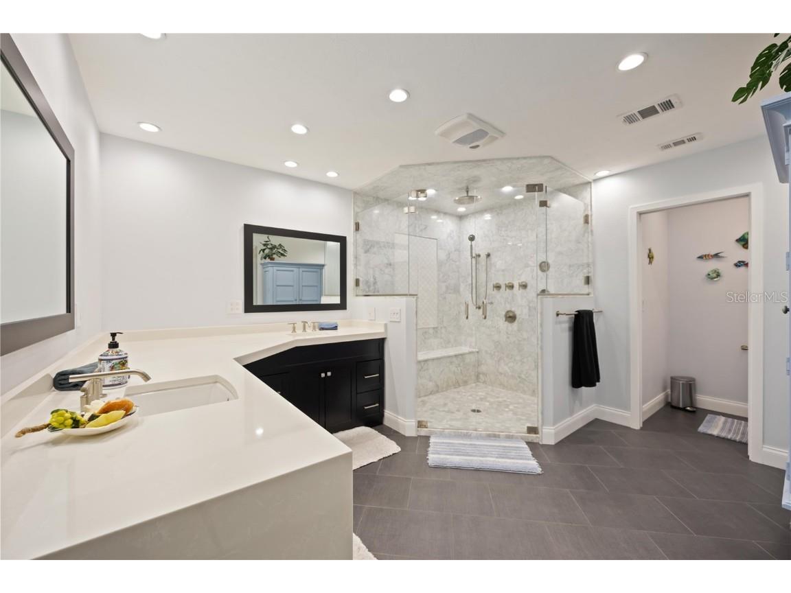 5025 Marsh Field Road Sarasota FL 34235 A4667464 image24