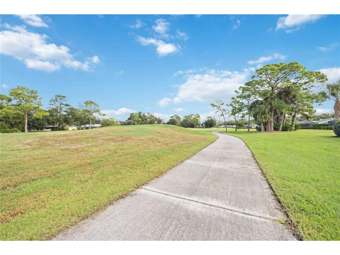 5025 Marsh Field Road Sarasota FL 34235 A4667464 image58