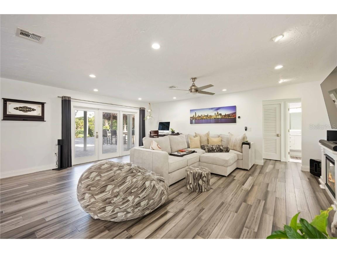 5025 Marsh Field Road Sarasota FL 34235 A4667464 image6