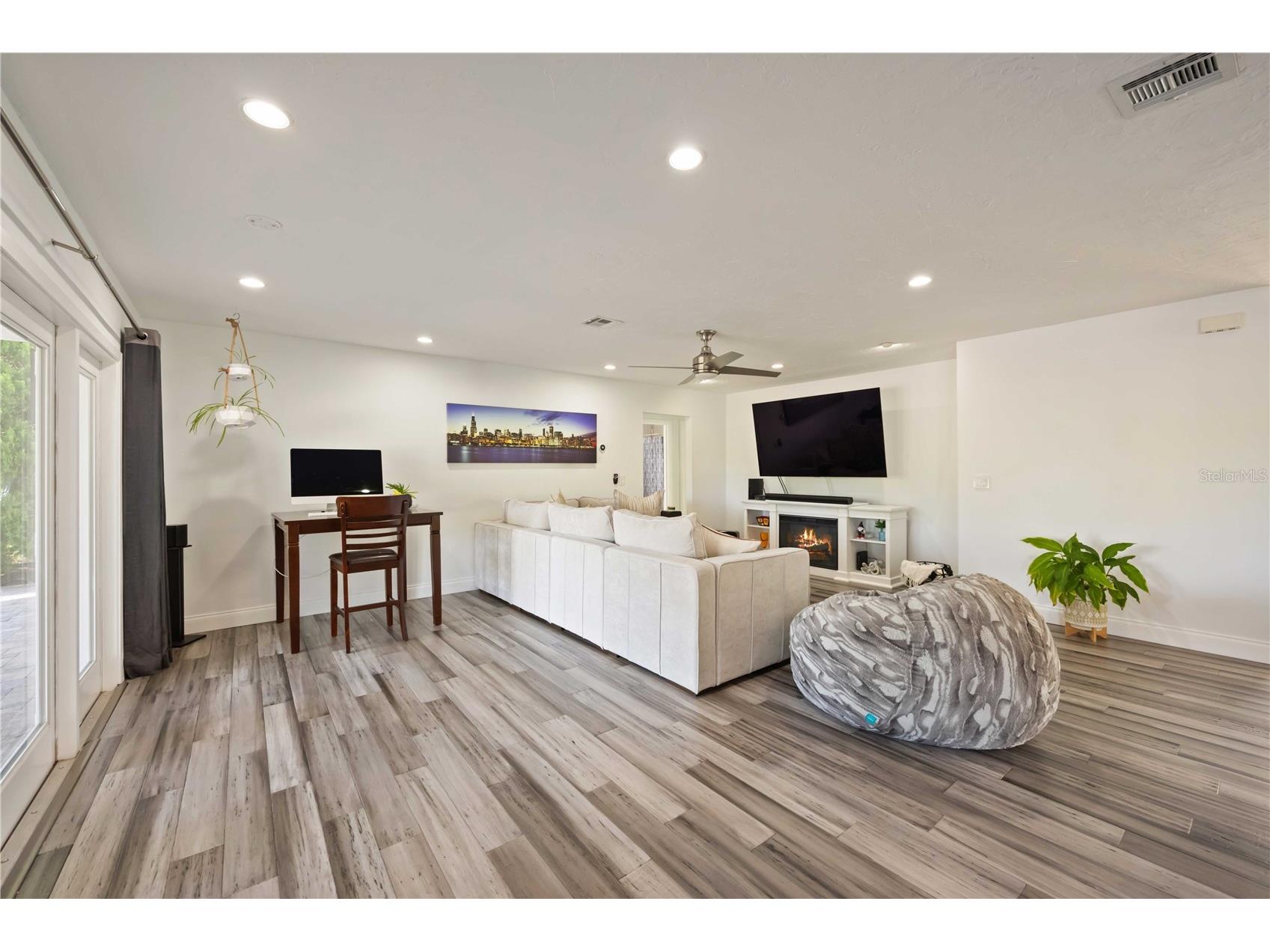 5025 Marsh Field Road Sarasota FL 34235 A4687481 image9