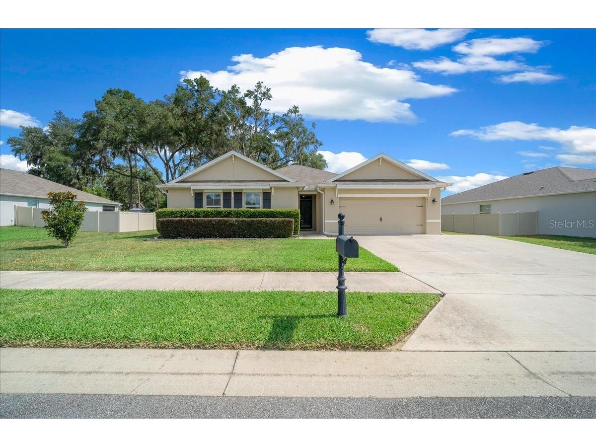 5025 NE 15th Place Ocala FL 34470 OM726140 image2
